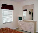Suite bedroom